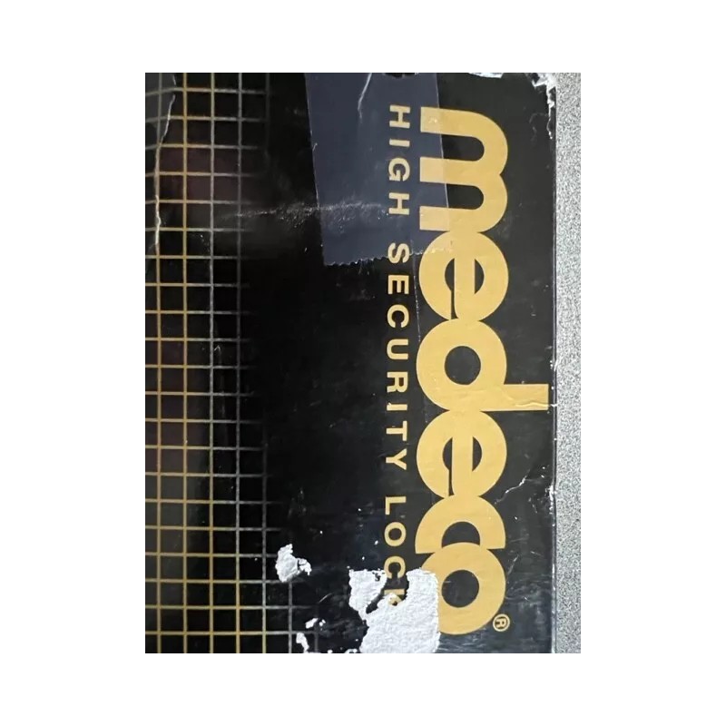 Medeco Assa Abloy model 54515 LOB padlock New LESS CORE