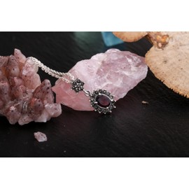 Windalf Bohemia Jewellery AMINA Pendant 2.6 cm Red Garnet Marcasite Jewellery 925 Sterling Silver, Sterling Silver, Cubic Zirconia