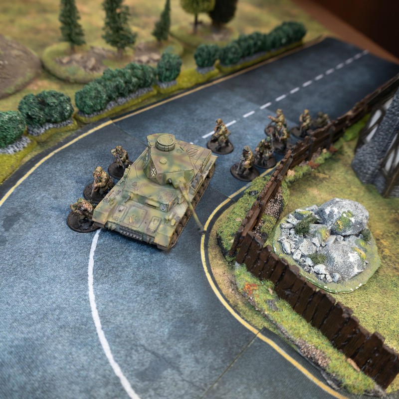 Asphalt Roads - Non-Slip Fabric 2D Road Set (Width 16.2