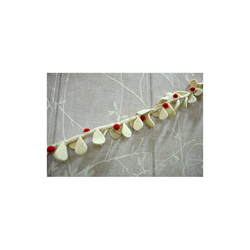 DeKulture 96" White Wool Felt Mistletoe Garland - Christmas Decorations,