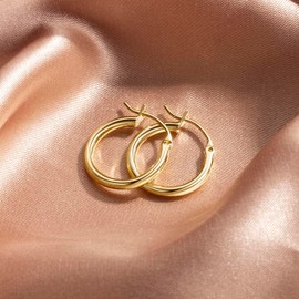 GIORGIA GIBBS Gold Earrings 14K Gold Hoop Earrings for Women Trendy Clean Line Chunky Thin Hoop Earring for Woman Non Tarnish 15 MM/28 MM (15MM)