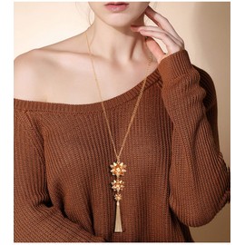 VOGUEKNOCK Gift Bow Necklace Tassel Pedant Jewelry for Christmas Green and Red Bow Pedant (3 bow with tassel Gold)