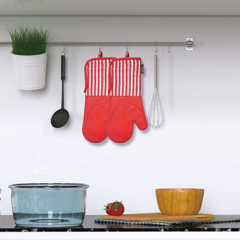 Alselo Silicone Oven Mitts Heat Resistant 932℉ with Waterproof &