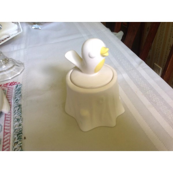 Ceramic trinket box with cute bird on a stump, dish,