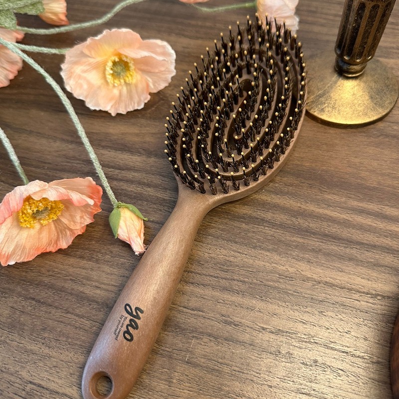 Yao Hairbrush [Wood Round Boa] Root Volume Pig Hair Comb