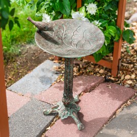 Sunnydaze Ivy and Sage Cast Aluminum Metal Bird Bath with UV-Resistant Finish - Rustic Patina - 12.25"