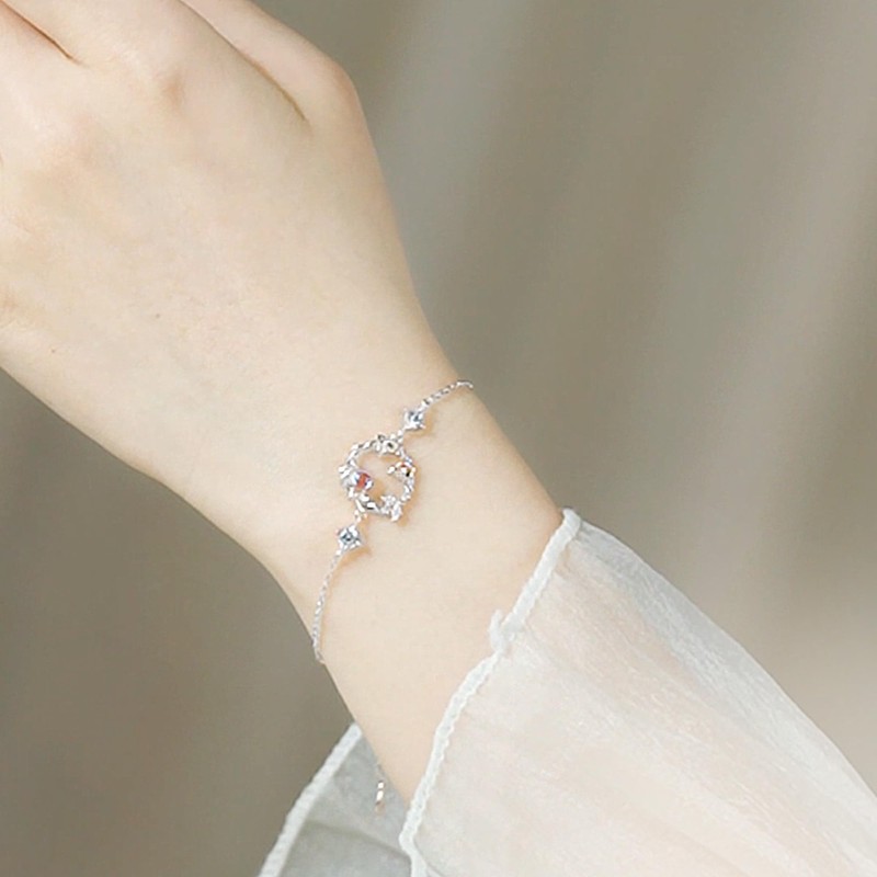 Silver Thunder Women's Bracelet, Popular, Hypoallergenic, Moonstone, Silver, Platinum Color,