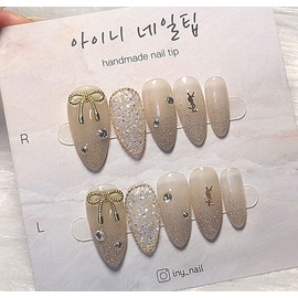 [Commemorating store openingSuper special discount]Premium champagne gold handmade nails - Gyaru Stiletto / [입점기념초특가할인]프리미엄 샴페인골드 수제네일 - 갸루스틸레토