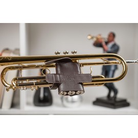Trumpet Valve Guard Vegan Artificial leather eco-friendly Valve Protector Vegan Trumpet Accessories Valve Cover Brass accessories (Model XL, Brown)