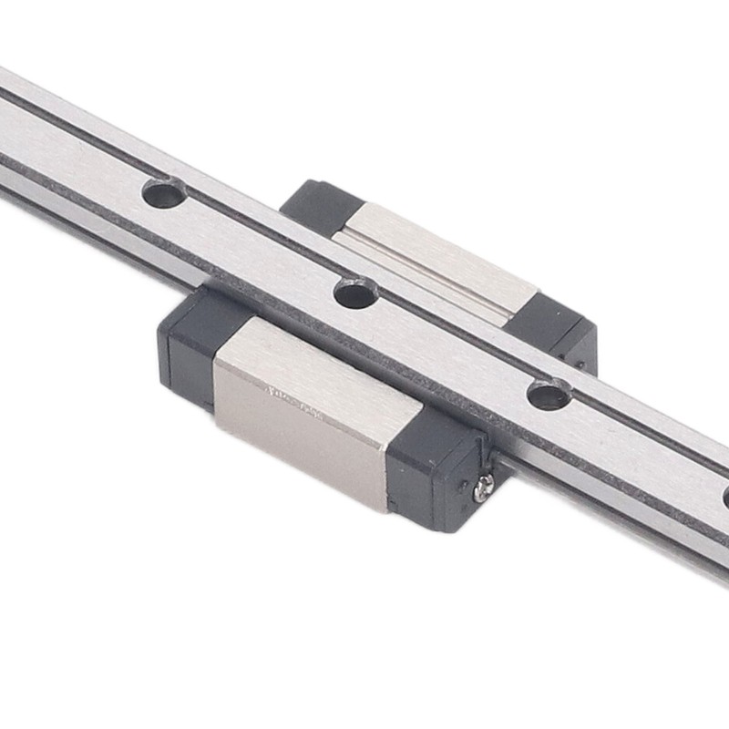 MGN7C Linear Guide Rail High Accuracy 4 Point Contact Smoothly