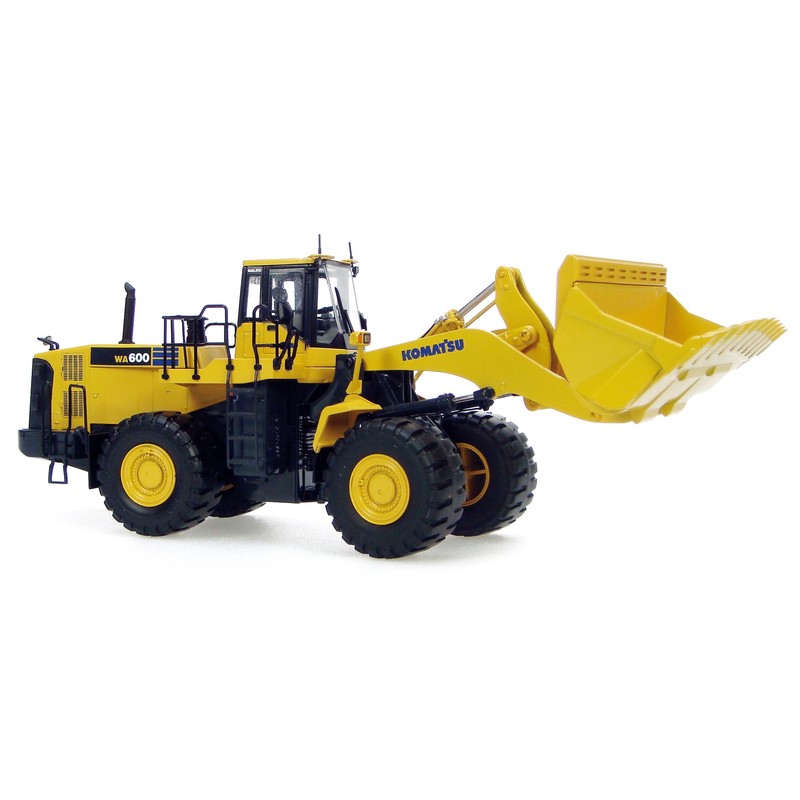 Universal Hobbies Komatsu WA 600 Wheeled Loader