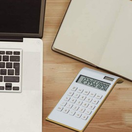 Solar Calculator, Lcd Display Easy To Read Slim Elegant Desk Calculators Compact Size Convenient For Carrying for Students Office Business Home(white)