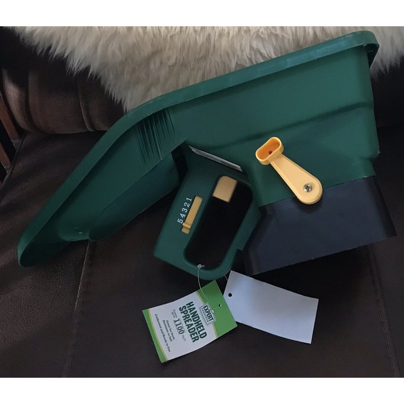 EXPERT GARDENER HAND HELD SPREADER FOR SEED OR SALT 1100
