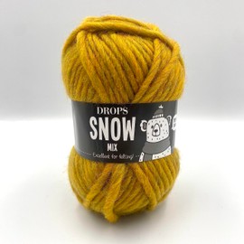 Pure Wool Knitting Yarn Single Strand Super Bulky Weight Eskimo - 50g - per 50 metre ball (85 cury)