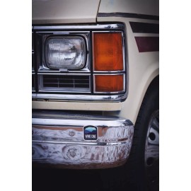 Vagabond Heart Souvenirs Wind Cave Weatherproof Vinyl Travel Sticker - Gift or Souvenir