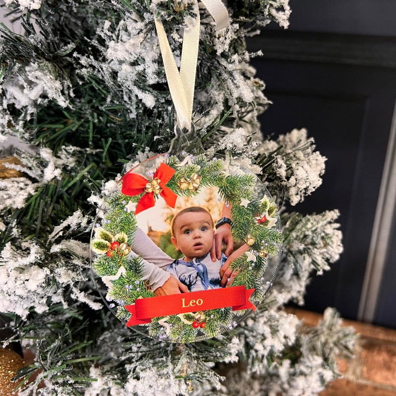 1 Personalised Customised Christmas Xmas Festive Photo Upload Wreath Acrylic