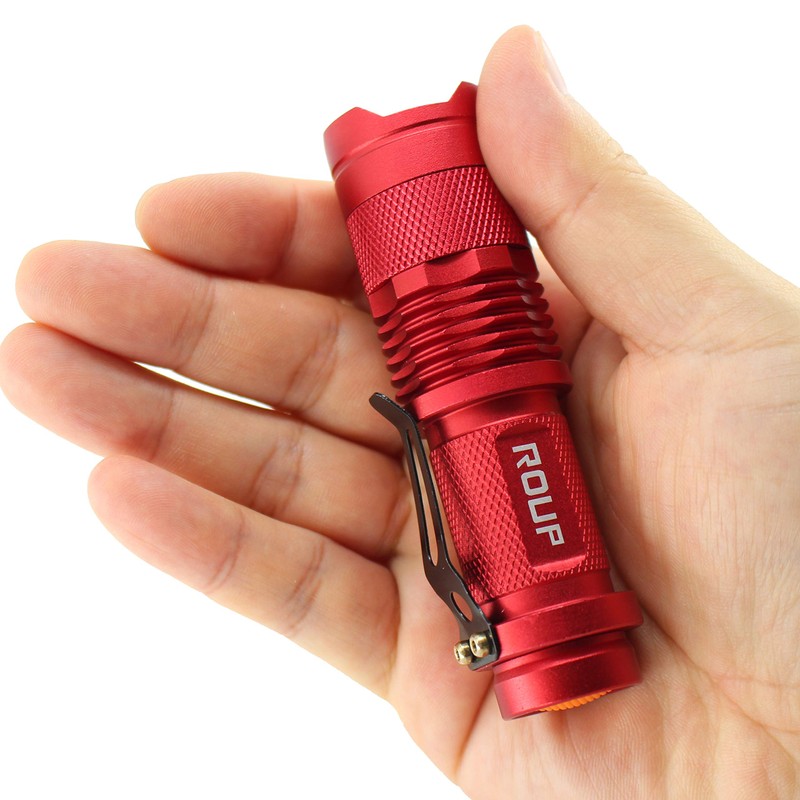 ROUP 2 Pack Mini Red Light Flashlight, Zoomable Red LED