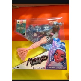 Mermaze Mermaidz Color Change Shellnelle Mermaid Fashion Doll with Accessories