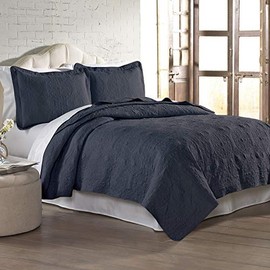 Amrapur Overseas | Solid Embroidered 3-Piece Quilt Set (Indigo, Full/Queen)