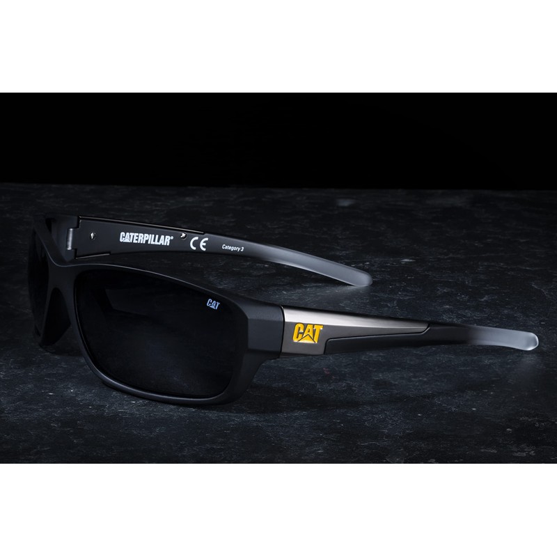 Caterpillar Men's Sensor Polarized Sunglasses Rectangular, Matte Black, 62 mm