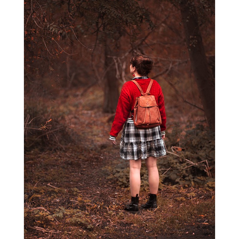 Woodland Leathers Genuine Leather anti theft backpack for women, Medium
