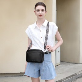 TINYAT Women's Shoulder Bag, Small Crossbody Bag, PU Leather, Lightweight, Mini Bag, Stylish, Casual, Shoulder Bag, Handbag, Commuting, Travel, Outing, Crossbody Bag, Square Bag, For Women and Adults,