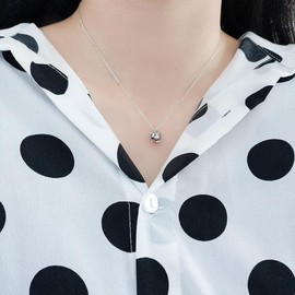 Niaspi Cute Pig Pendant Necklace for Women Girls Hypoallergenic Dainty Small Creative 3D Piggy Necklaces Black Enamel Simple Lovely Birthday Pet Statement Charm Chain Necklace Jewelry (Silver)