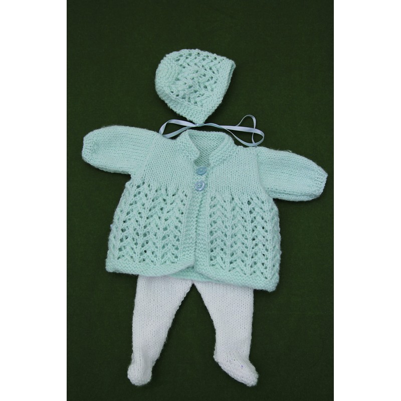 Knitting Pattern for Dolls Clothes comprising of Jacket, Leggings and
