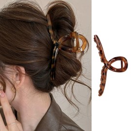 Leopard Print Hair Claw Clips Acrylic Large Hair Clip Amber Color Nonslip Jaw Clips Strong Hold French Hair Barrette Elegant Hair Accessories for Women Daily Birthday Hair Decoration Styling Tool