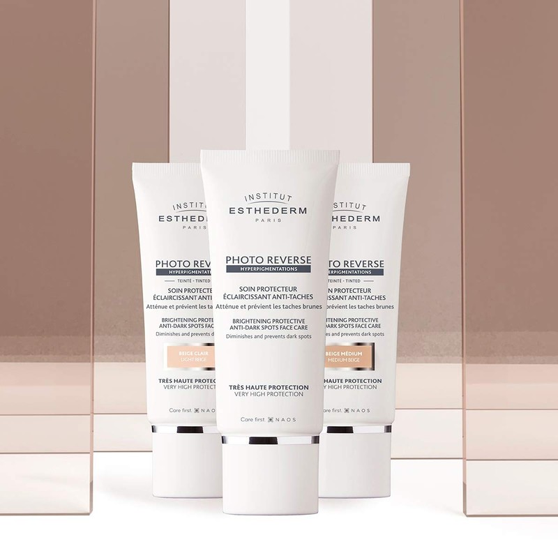 Institut Esthederm Photo Reverse Fondotinta protettivo Anti-Macchie 50 ml Light