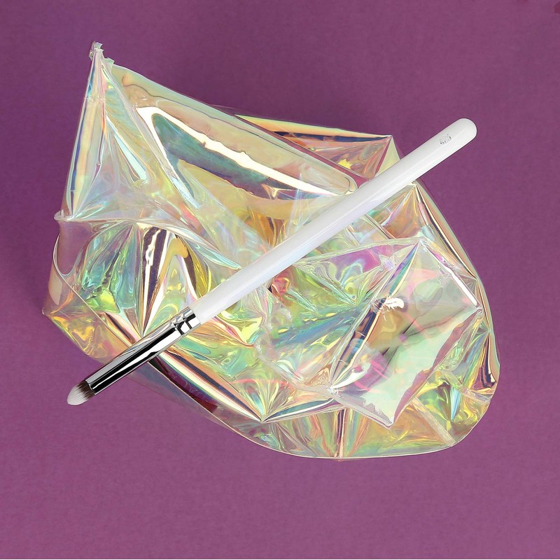 T4B ILU 400 Series Eyeshadow Brush White Makeup Brush for
