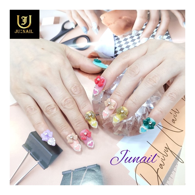 ❤Luminous Heart Handmade Nail Tips - Short Almond / ❤야광하트