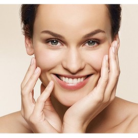 DELICE POUR LES MAINS ALMOND OIL Intensive Moisturizing Hand Cream. 2.5 fl.oz.