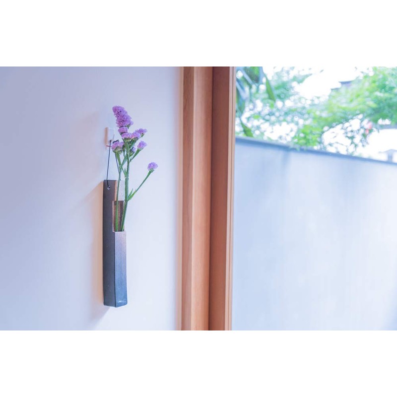 Kyoto Hanakitsu Single Vase, Wall Hanging, Shigaraki Ware, Pottery, Flower