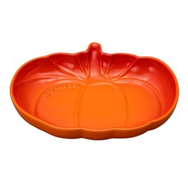 Le Creuset Medium Pumpkin Plate, 9", Flame