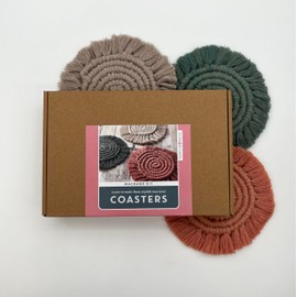Bergin & Bath Macramé Craft Kit Coasters. Learn to make three coasters in blush pink, light grey and laurel. Art Craft Kit for adults and teens. Creative gift idea.