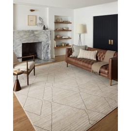 Loloi II Darby Collection DAR-03 Sand/Charcoal 4'-0" x 6'-0" Accent Rug