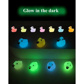 SAFITOYA Flamingo Shoe Charms Decoration, 8pcs 3D Glow in the Dark Shoe Clog Charms Decorate Resin Pins, Party Favours for Boys, Clog Decorations