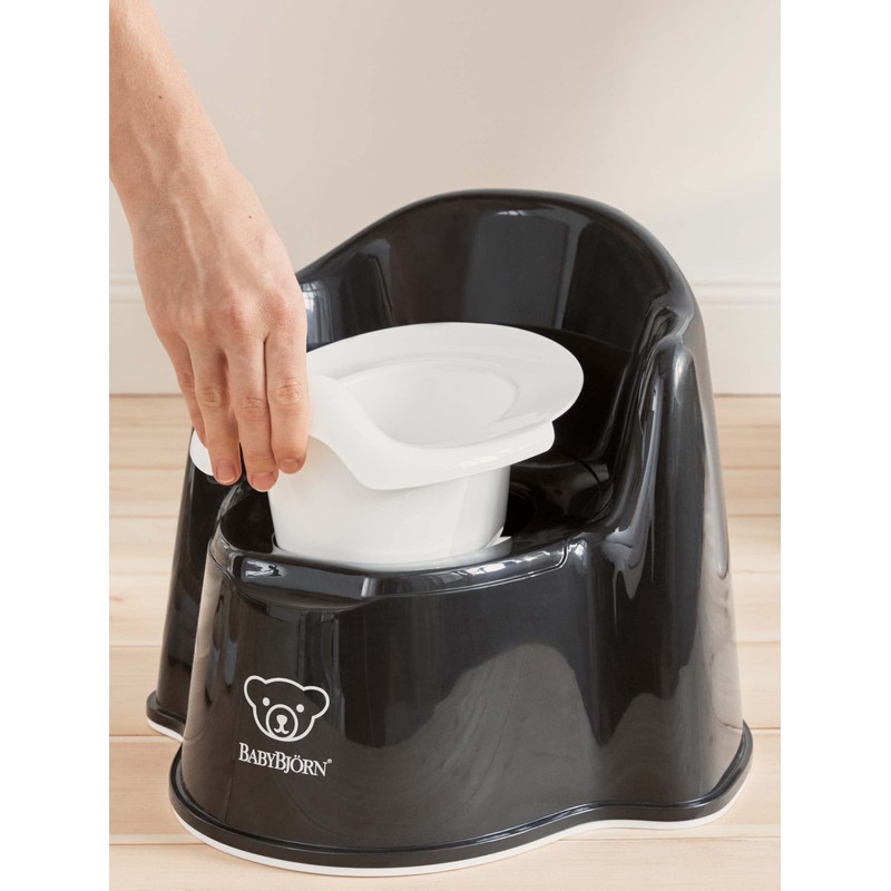 BabyBjörn Potty Chair, Black/White Potty Training Toilet, Easy-to-Clean, Removable Inner