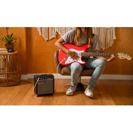 Fender Frontman 10G Guitar Amp, 10 Watts, with 2-Year Warranty, 6 Inch Fender Special Design Speaker, 5.75Dx10.25Wx11H Inches