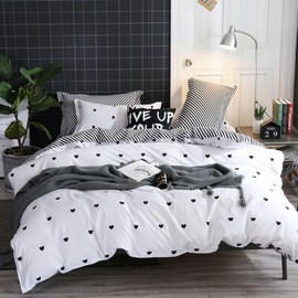Freyamy Bed Linen, 135 x 200 cm, 2-Piece Set, Black and White Hearts, Soft, Brushed Microfibre, Reversible, Romantic, Single Bed Duvet Cover with Zip and Pillowcase, 80 x 80 cm