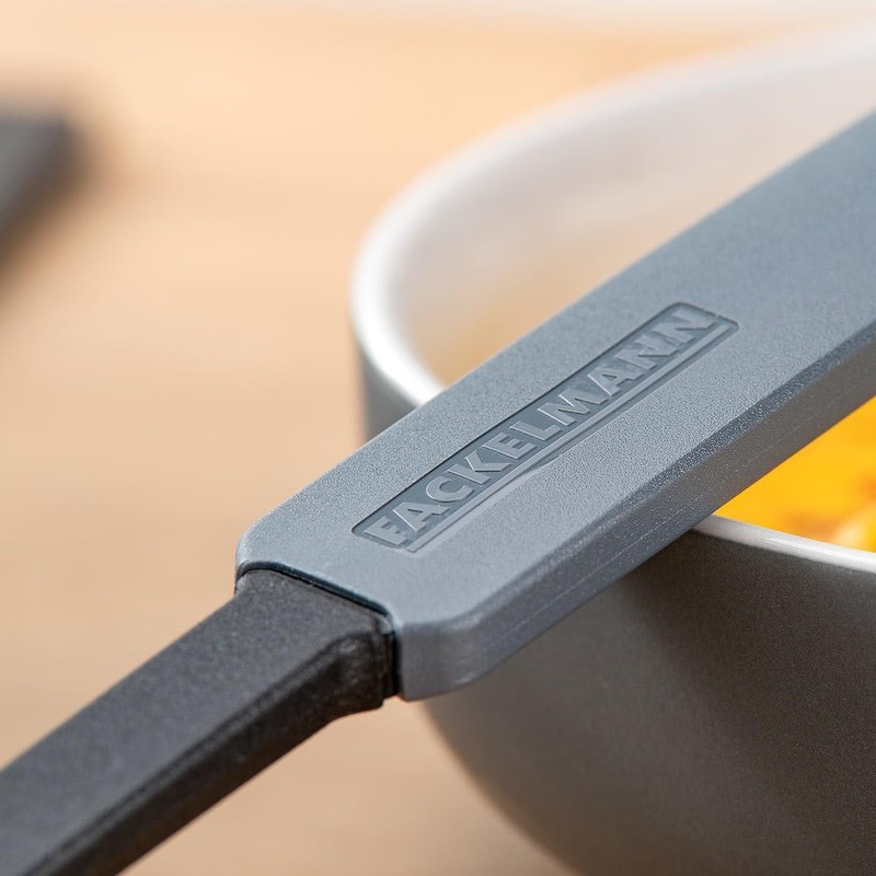 Fackelmann Statement Ladle - Perfect for Soups, Sauces & Stews,