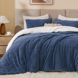 BEDELITE Fluffy Twin Comforter Set - Super Soft Sherpa Navy Comforter for Twin Size Bed, Luxury Warm Bedding Set for Winter, Fuzzy Bed Set 2 Piece (1 Comforter, 1 Pillowcase)