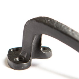 Hammer and Tongs - Rustic Arrowhead Door Handle - H100mm - Black