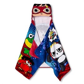 Franco Ryan's World Poised to Review Hooded Towel