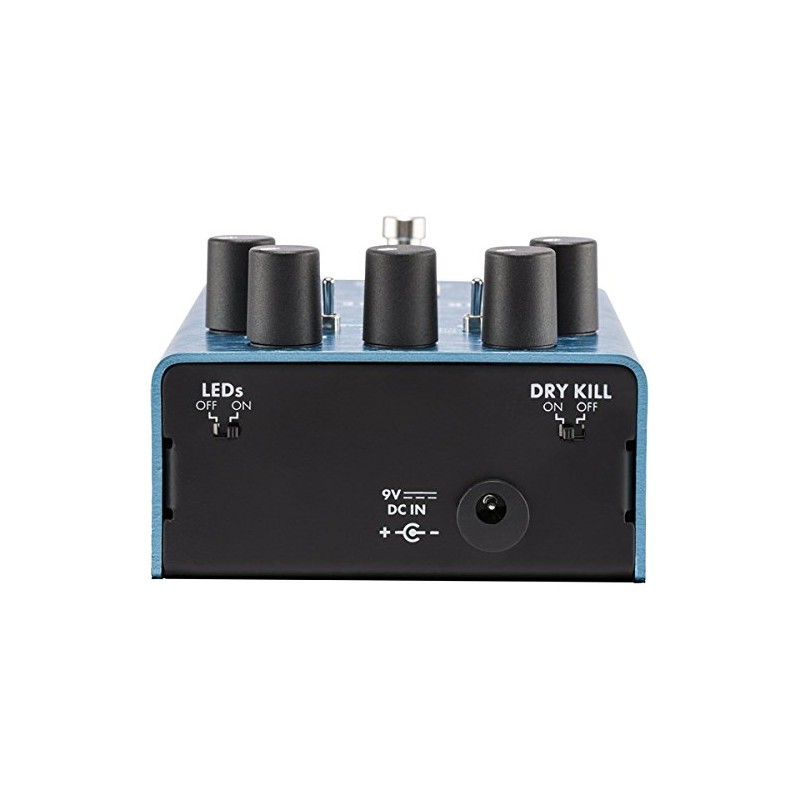 Fender Mirror Image Delay Pedal Bundle with Instrument Cable and