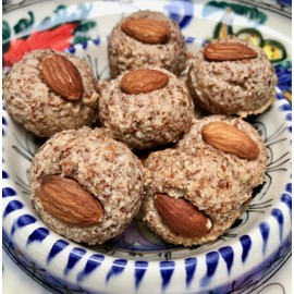 Amygdalota Hand Made Traditional Gluten-free Greek Almond Balls (16 oz)