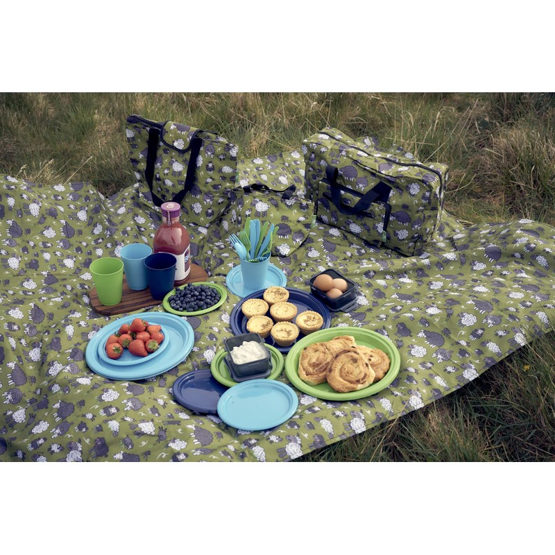 Chimney Sheep Recycled Plastic Reusable Plates Set of 4 Large