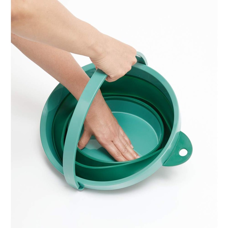 TRUSCO TORBGN Folding Bucket, Green, 2.2 gal (8 L)