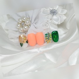 Handmade nail tips when the camellia blooms - Short Almond / 동백꽃필무렵 수제네일팁 - 숏아몬드